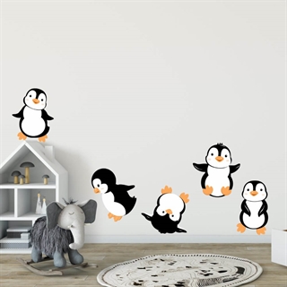Wallsticker med 5 legende pingviner