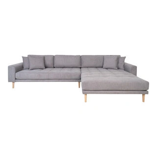 Lido Lounge Sofa - Lounge Sofa, højrevendt i lysegrå med fire puder og natur træben, HN1040