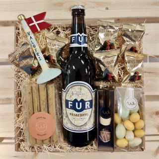 Gavekurv med FUR Påskebryg og keramik flag