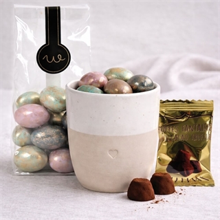Hjerte krus med chokolade