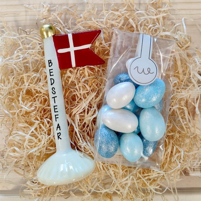 Lille gave med chokolade til Bedstefar