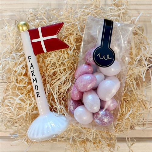 Lille gave med chokolade til Farmor