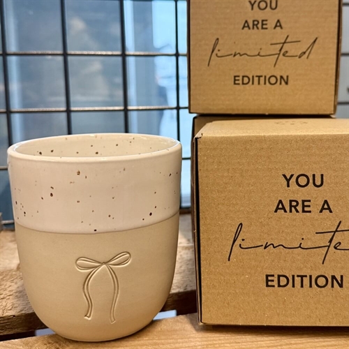 Stort Krus med sløjfe - Limited Edition