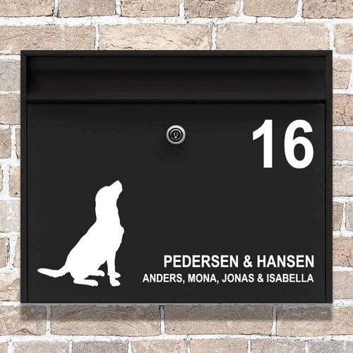 Postkasse sticker med hund, navne og efternavn
