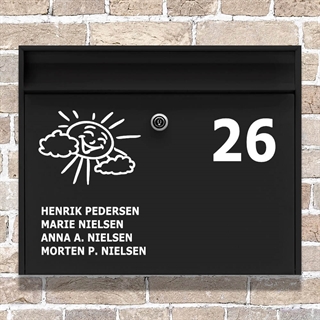 Stickers til postkassen med sol, navne og et husnummer